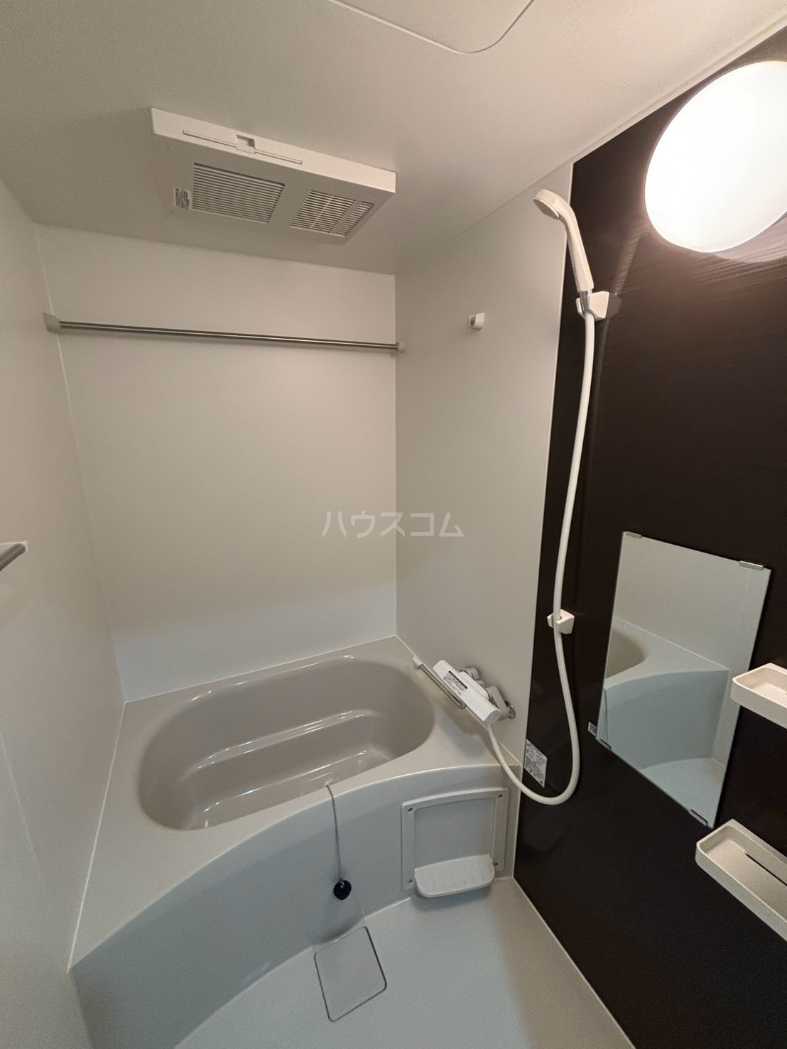 13/30 浴室
