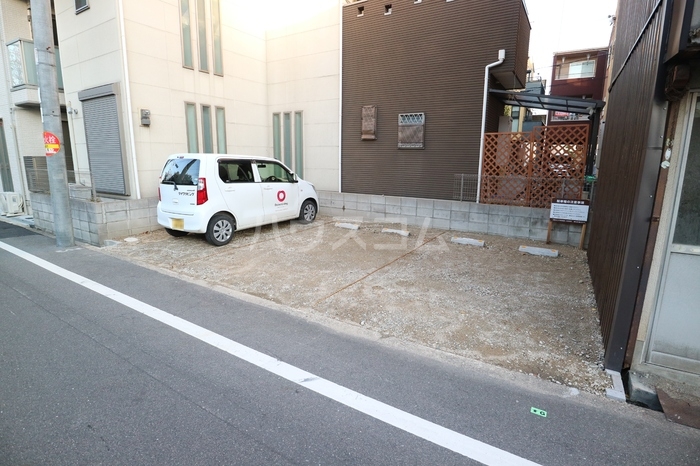 15/19 駐車場