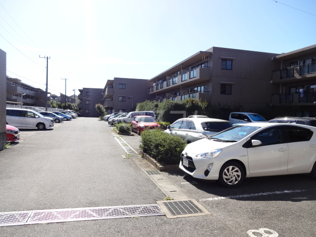 10/20 駐車場