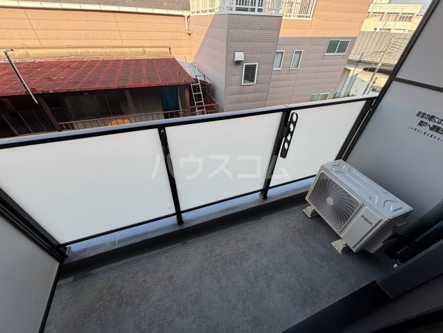 20/30 バルコニー