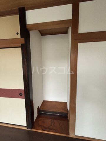 13/30 収納