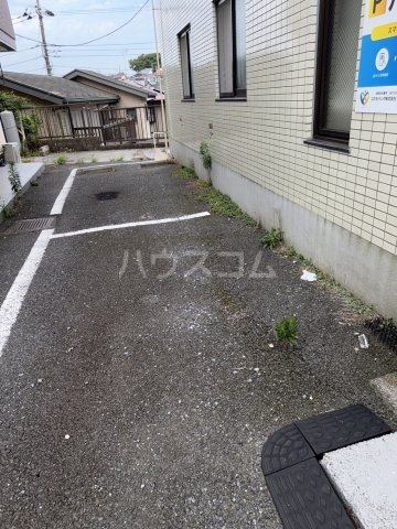 23/25 駐車場