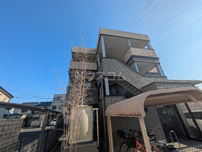 2/23 外観
