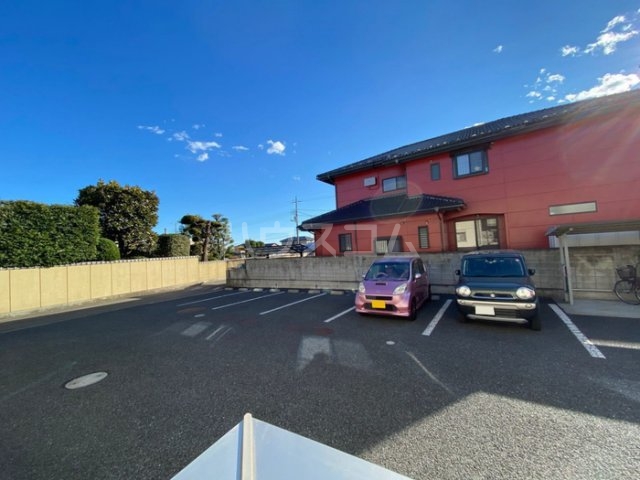 20/28 駐車場