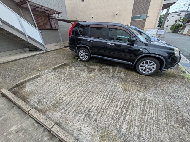 19/24 駐車場