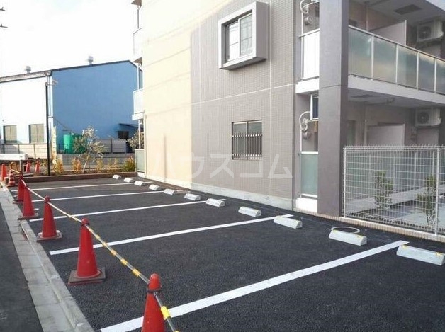 21/30 駐車場
