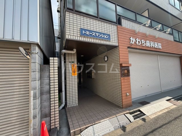 3/4 エントランス