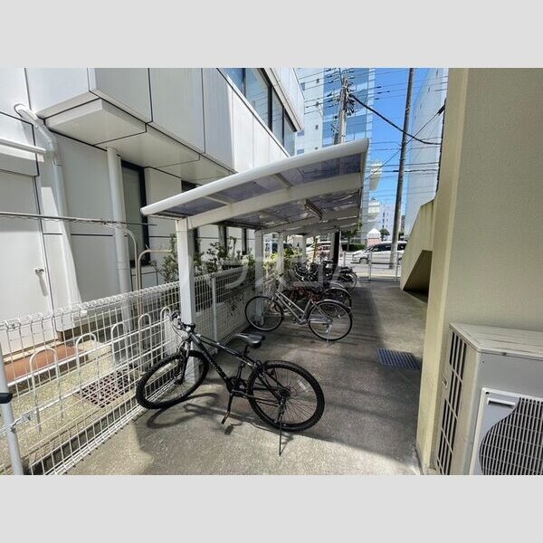 16/26 駐車場