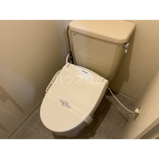 16/25 トイレ