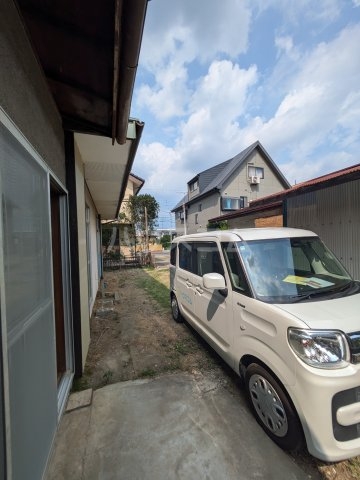 22/27 駐車場