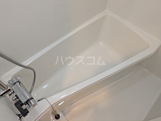 13/30 浴室
