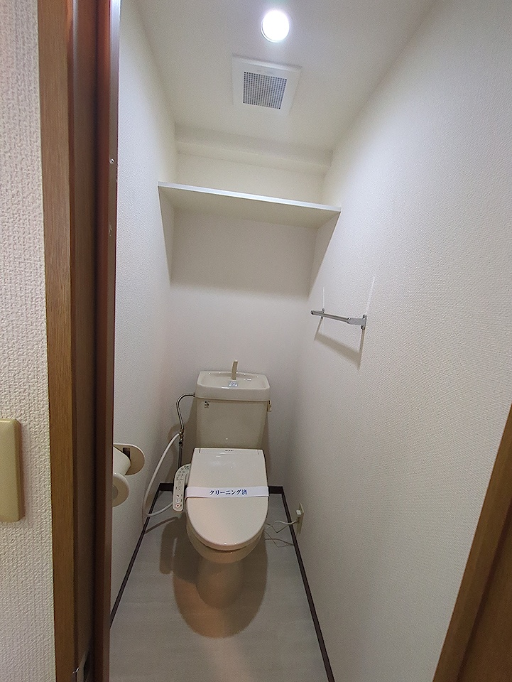 16/30 トイレ
