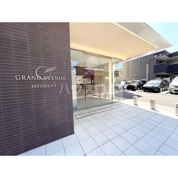 16/25 エントランス