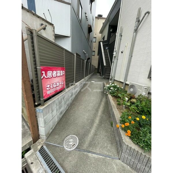 14/20 エントランス