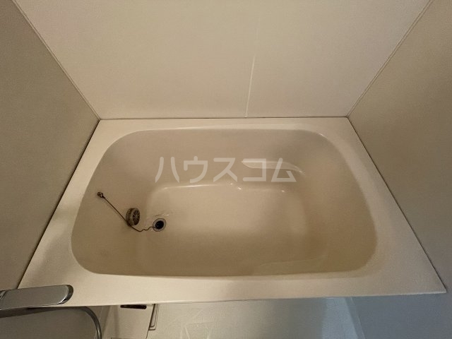 18/30 浴室