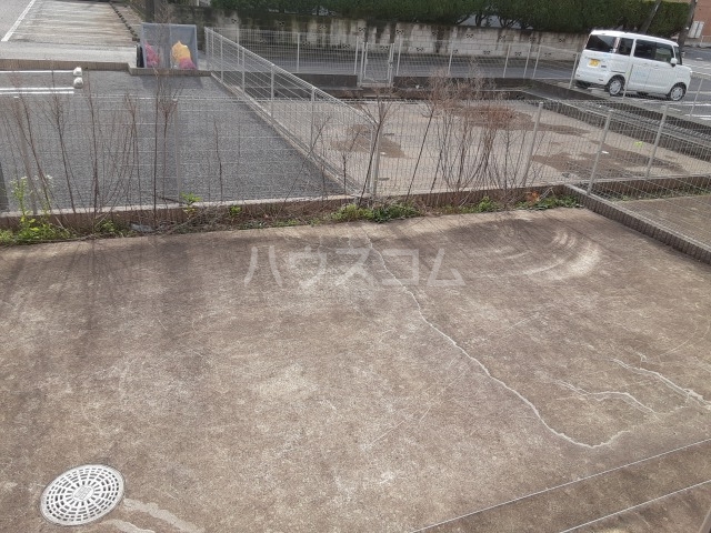 3/5 駐車場