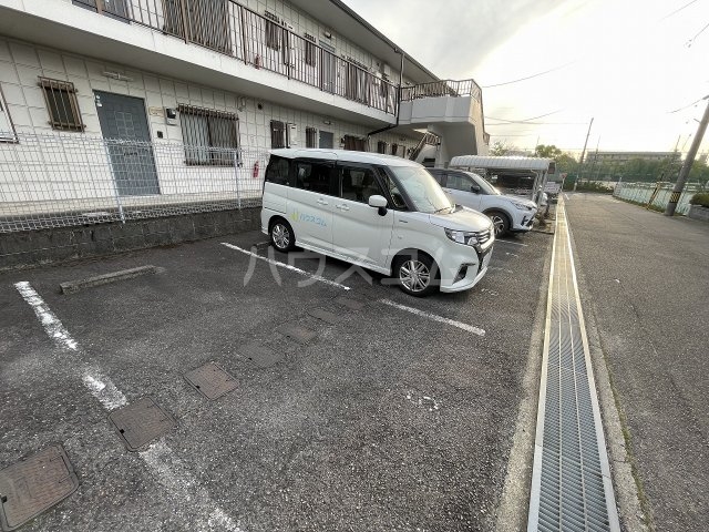 24/28 駐車場
