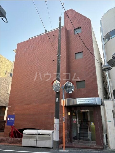 2/30 外観