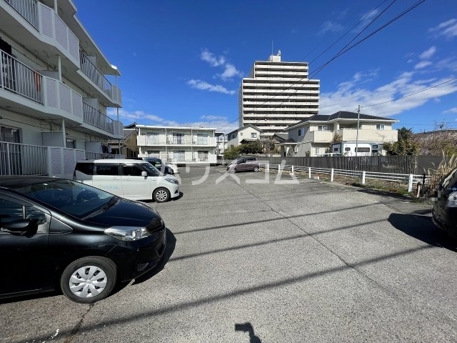 25/30 駐車場