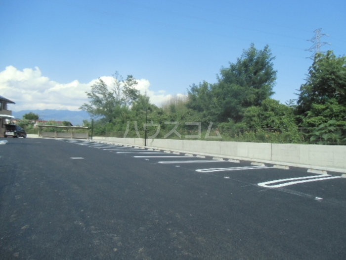 24/29 駐車場