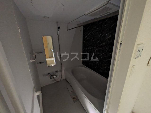 16/30 浴室