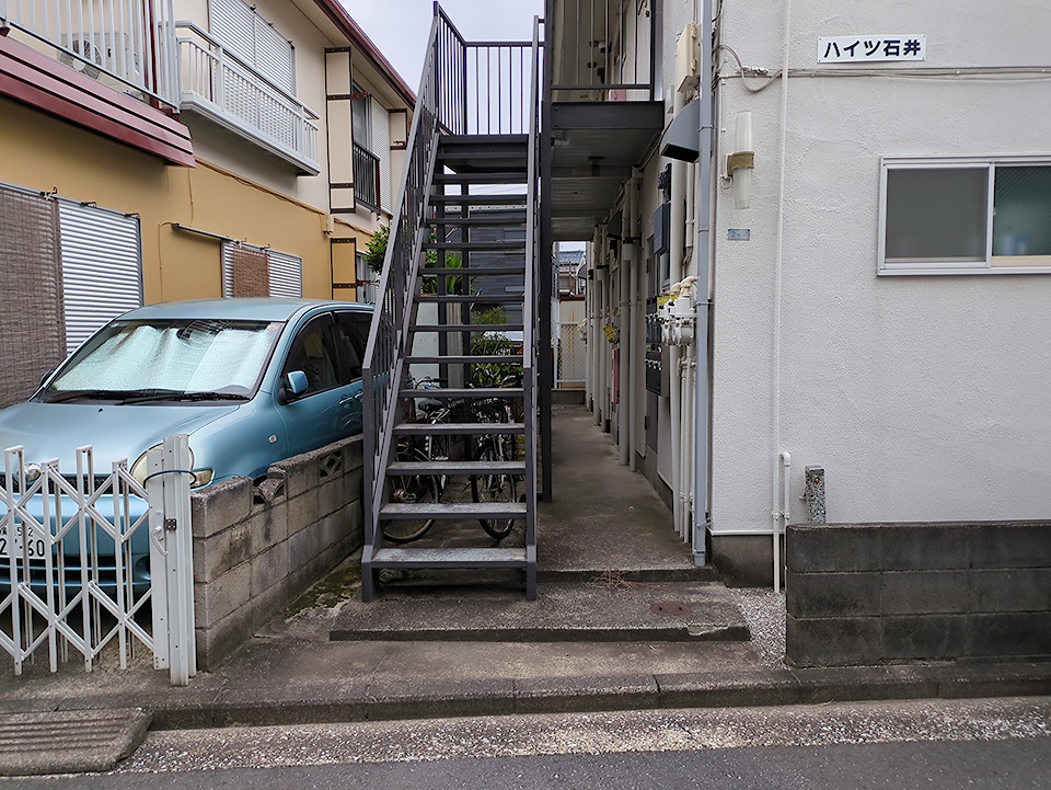 20/27 エントランス
