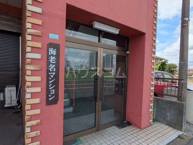 22/24 エントランス