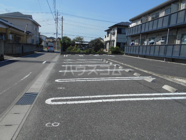 25/30 駐車場