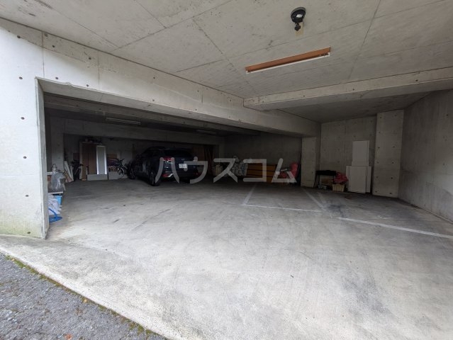 26/29 駐車場