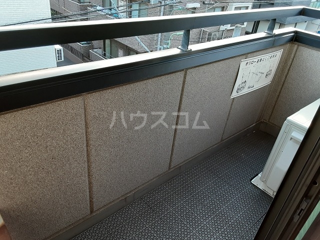 17/30 バルコニー