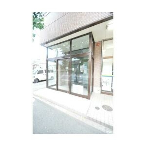 19/29 エントランス