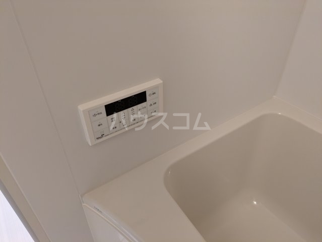 17/27 浴室