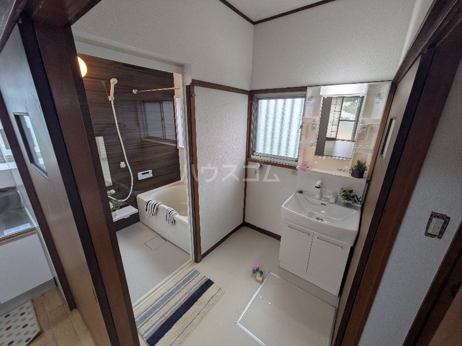 17/30 洗面