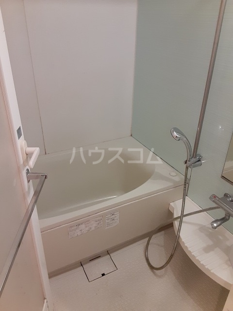 14/30 浴室