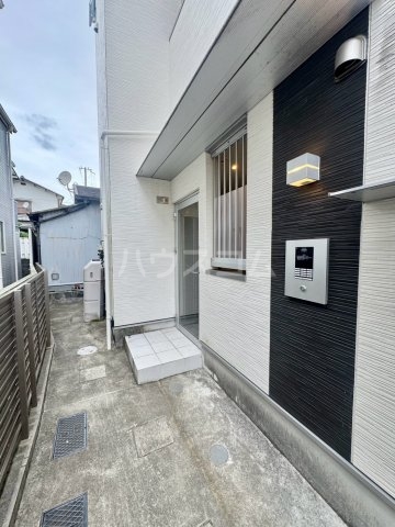 2/4 エントランス