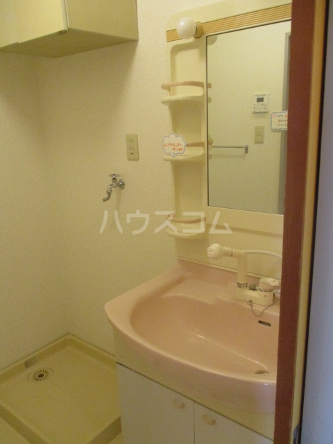 13/30 洗面