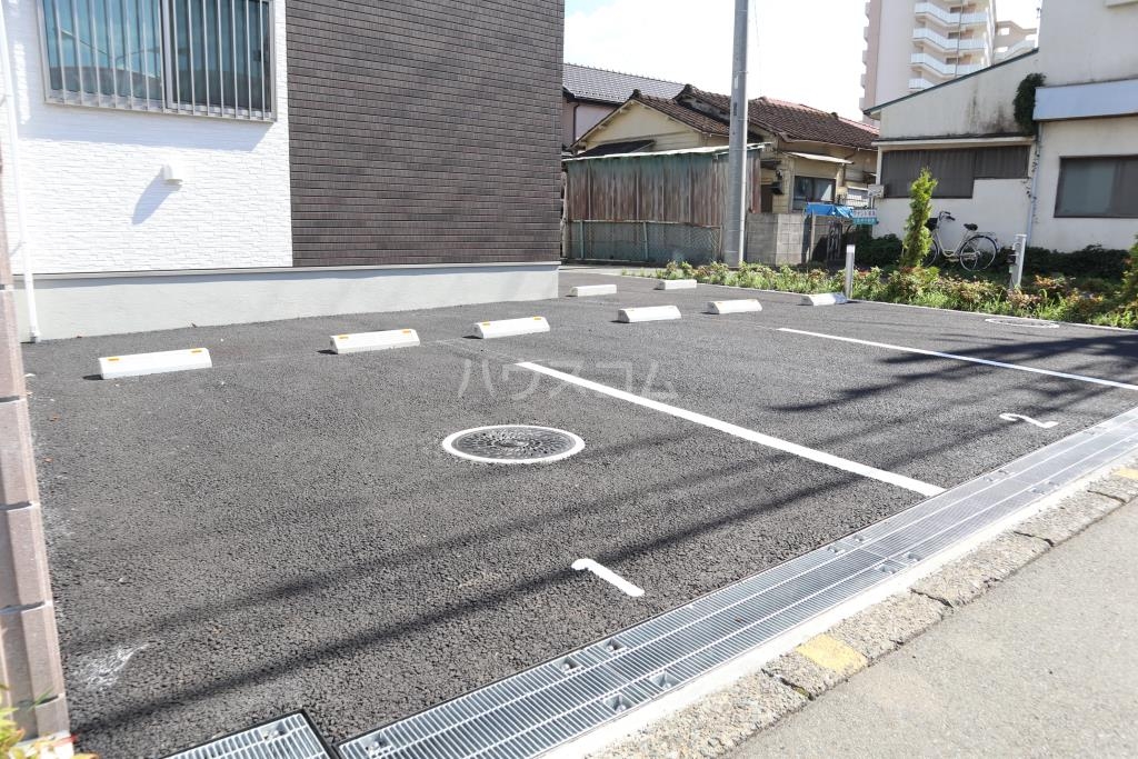 15/24 駐車場