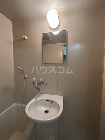 13/30 洗面