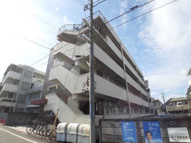 2/30 外観