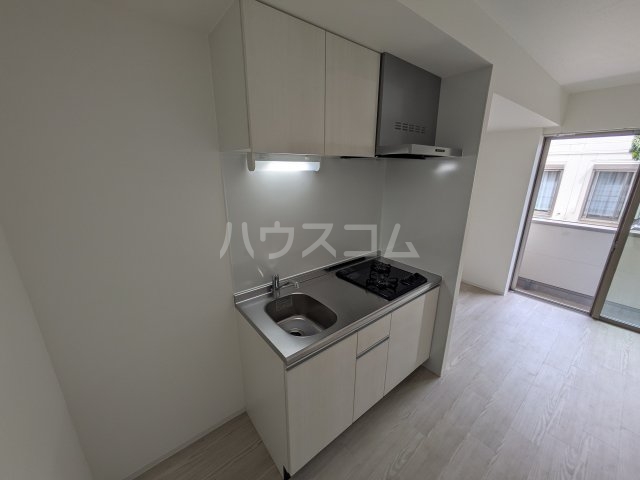 13/30 キッチン