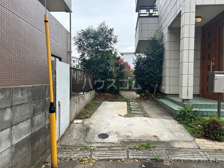 17/26 駐車場