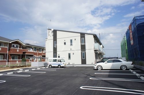 14/23 駐車場