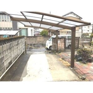 15/22 駐車場