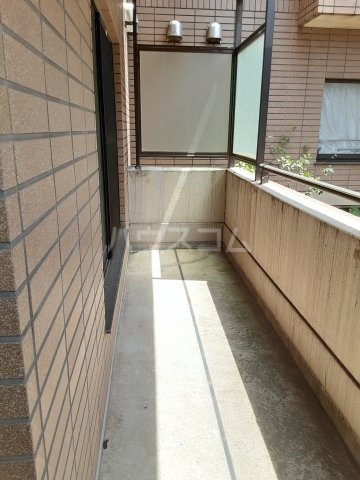 19/30 バルコニー