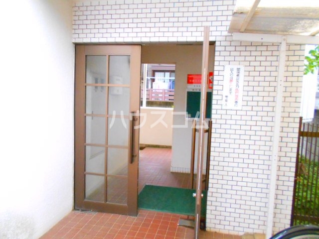 14/19 エントランス