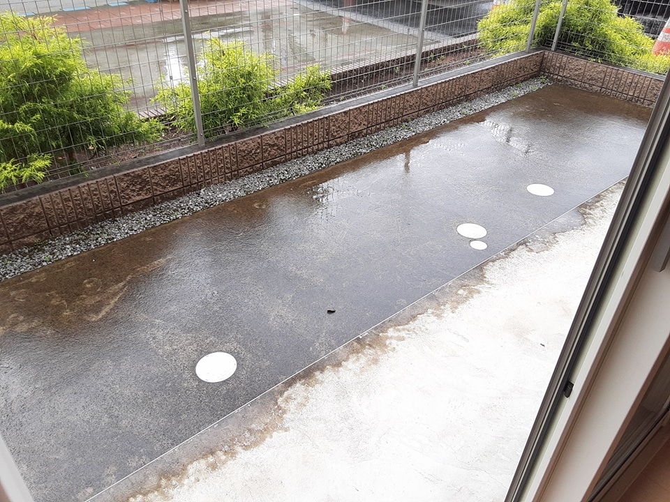 23/30 バルコニー