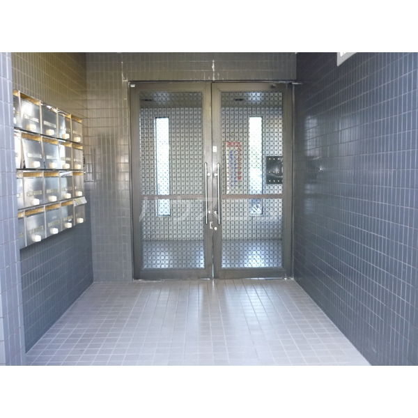 17/21 エントランス