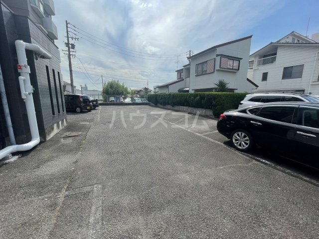 21/25 駐車場