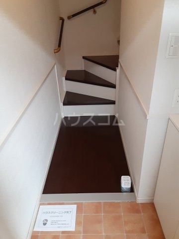 13/30 玄関