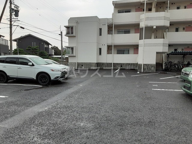19/25 駐車場